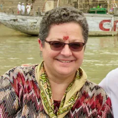 Sieglinde Snapp Headshot