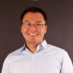 Chia-Jeng Chen Headshot