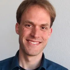 Christoph Oberlack Headshot