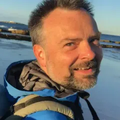 Peter Manning Headshot