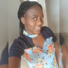 Rumbidzai Mhembere Headshot