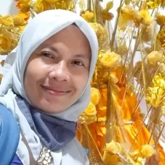 Wina Khairina Headshot