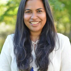 Dilini Abeygunawardane Headshot