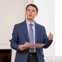 Cristian Ioja Headshot