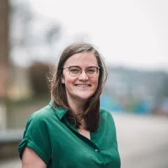 Caroline Bottu Headshot