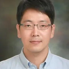 Dooahn Kwak Headshot