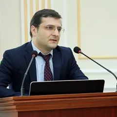 Rovshan Karimov Headshot