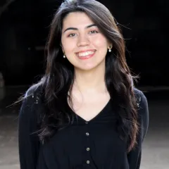 Nafisa Mirzojamshedzoda Headshot