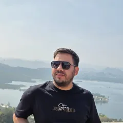 Himanshu Bargali Headshot