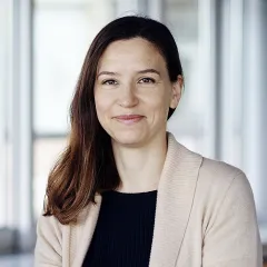 Rachael Garrett Headshot