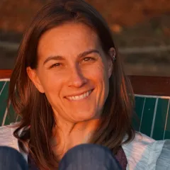 Andrea Gaughan Headshot