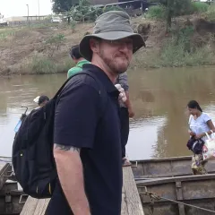 Daniel Parker Headshot