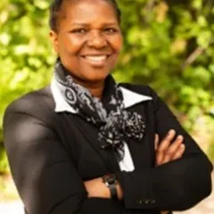 Felicia O. Akinyemi Headshot