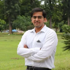 Sheikh Adil Edrisi Headshot