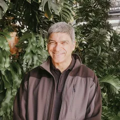 Lance Manuel Headshot