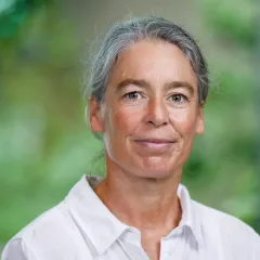 Elke Kellner Headshot