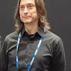 Dominique Croteau Headshot