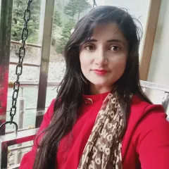 Dr. Noor Asfia Headshot