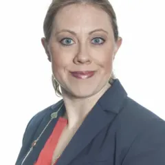 Elizabeth Mack Headshot