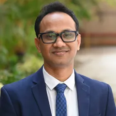 Chandan Roy Headshot