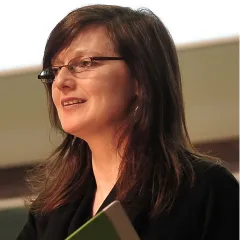 Paula Harrison Headshot